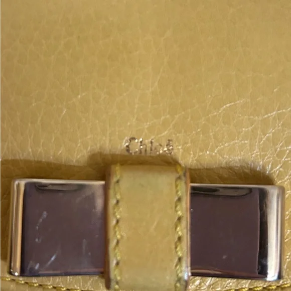 Chloe Pre-Loved Wallet - Picture 3 of 10
